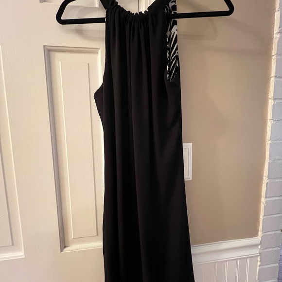 NWT- Woman’s White House black market dress size 8P - Picture 2 of 3